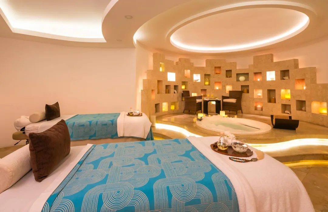 Krystal Grand Cancun All Inclusive-1